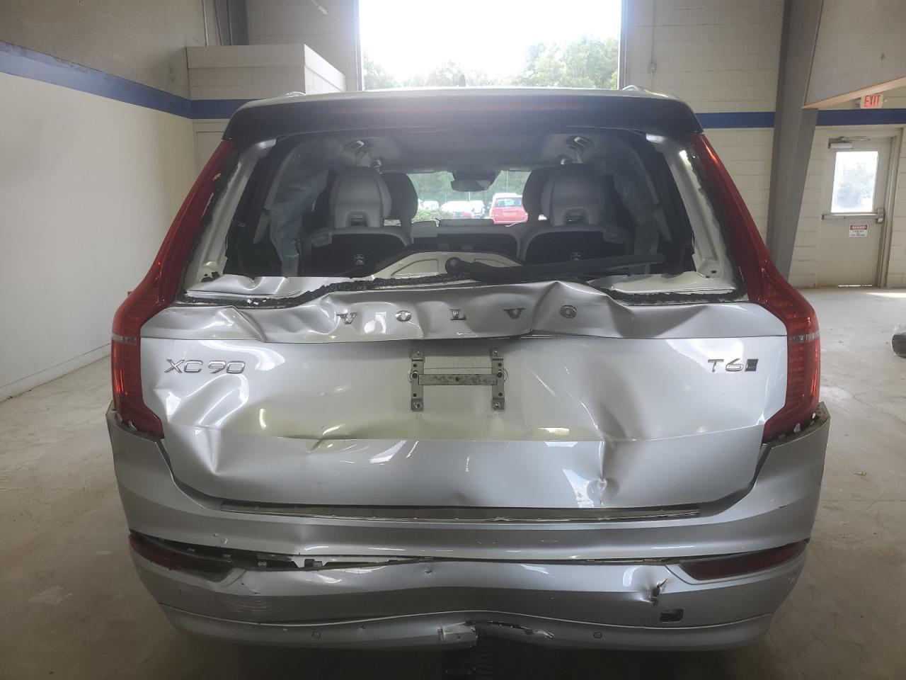 2022 Volvo Xc90 T6 Momentum - Фото 6