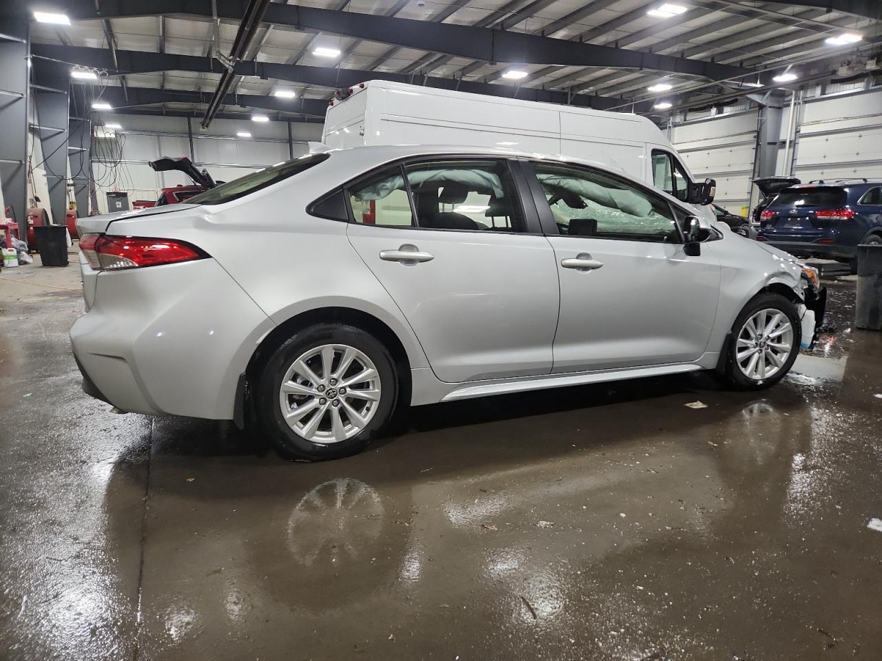 2024 Toyota Corolla Le - Image 3