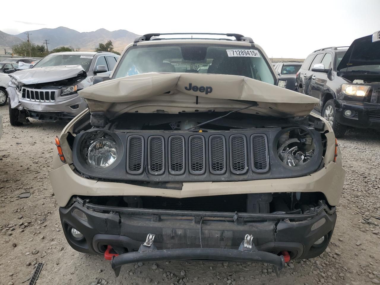 2015 Jeep Renegade Trailhawk - Фото 5