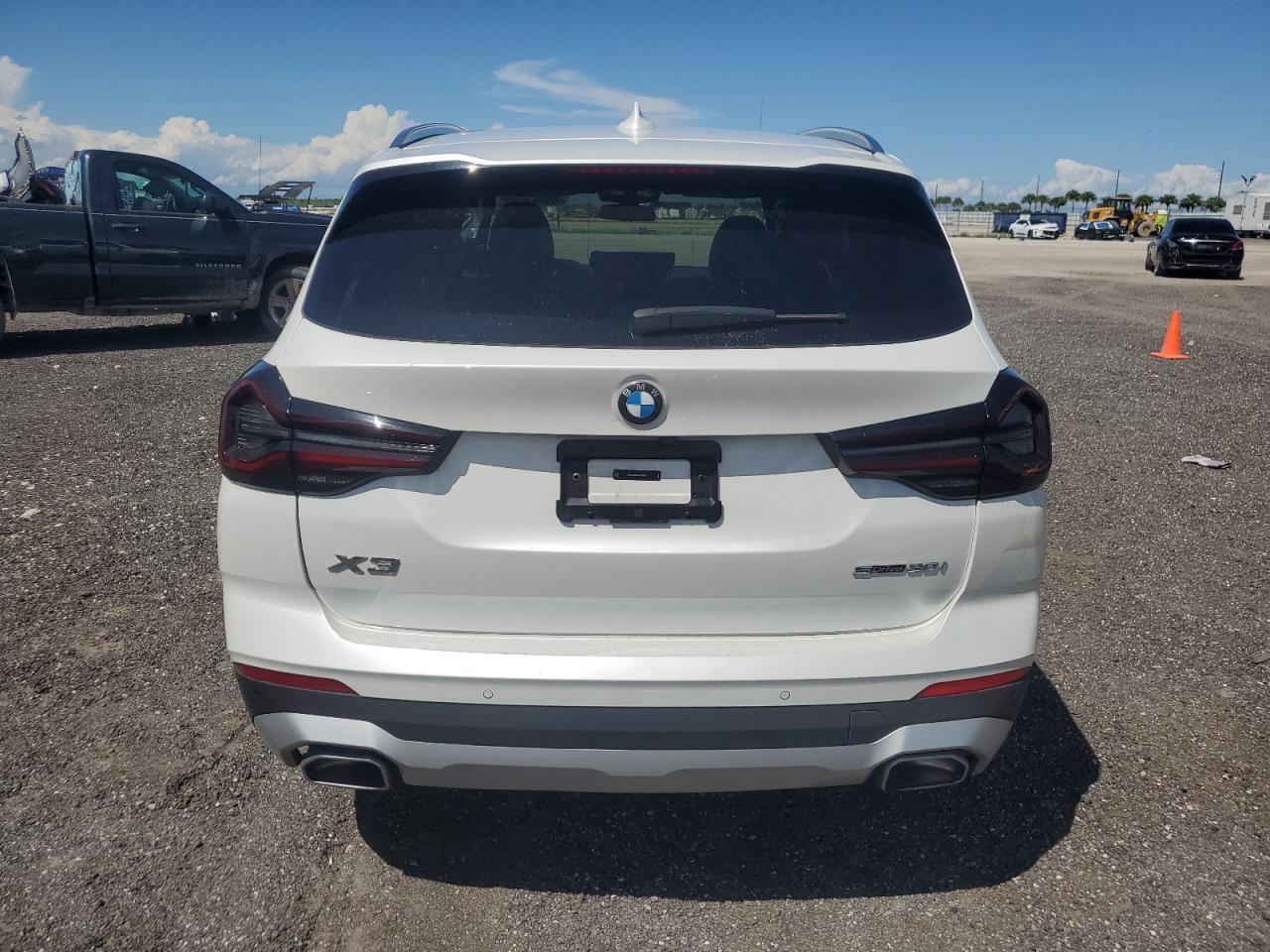 2024 BMW X3 Sdrive30I - Фото 6