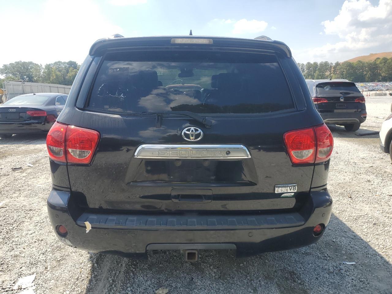 2011 Toyota Sequoia Platinum - Image 6