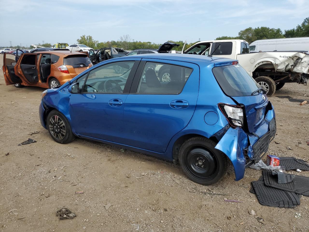 2016 Toyota Yaris L - Фото 2