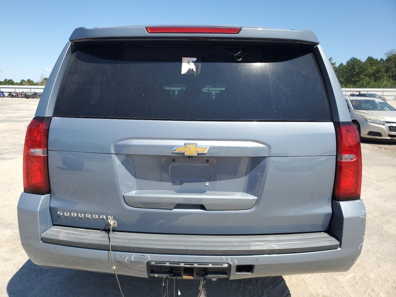 2016 Chevrolet Suburban C1500 Lt - Image 6