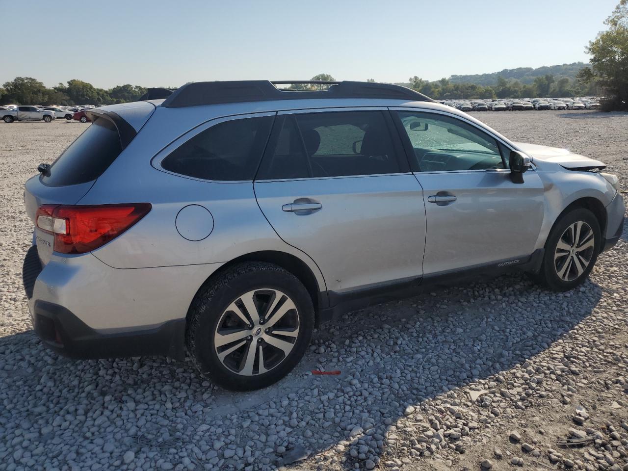 2018 Subaru Outback 2.5I Limited - Image 3