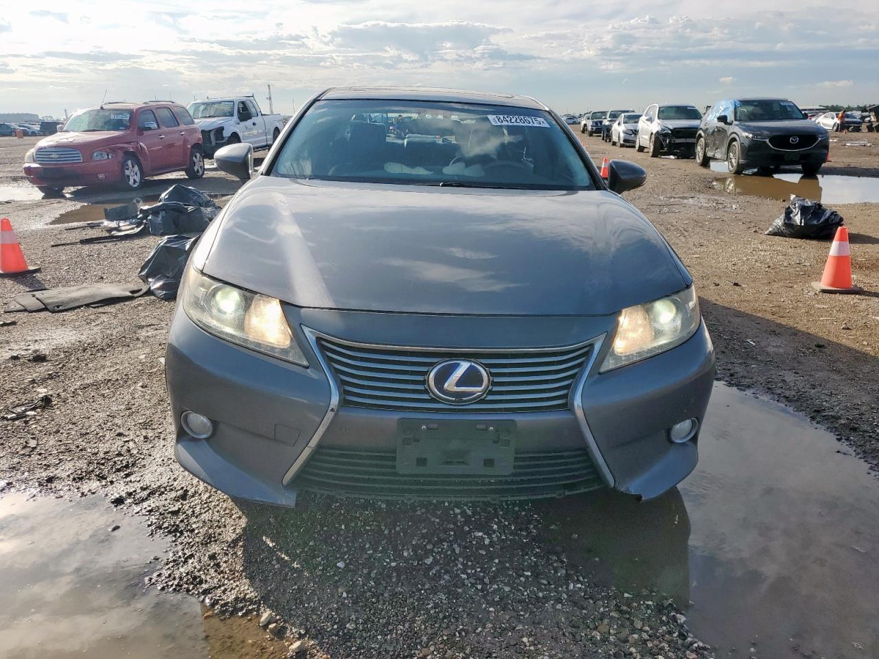 2013 Lexus Es 300H - Image 5