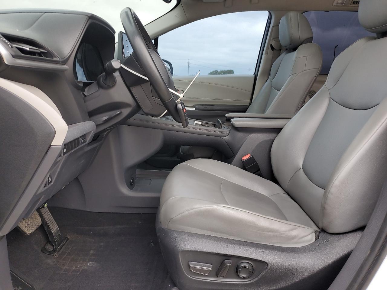 2022 Toyota Sienna Xle - Фото 7