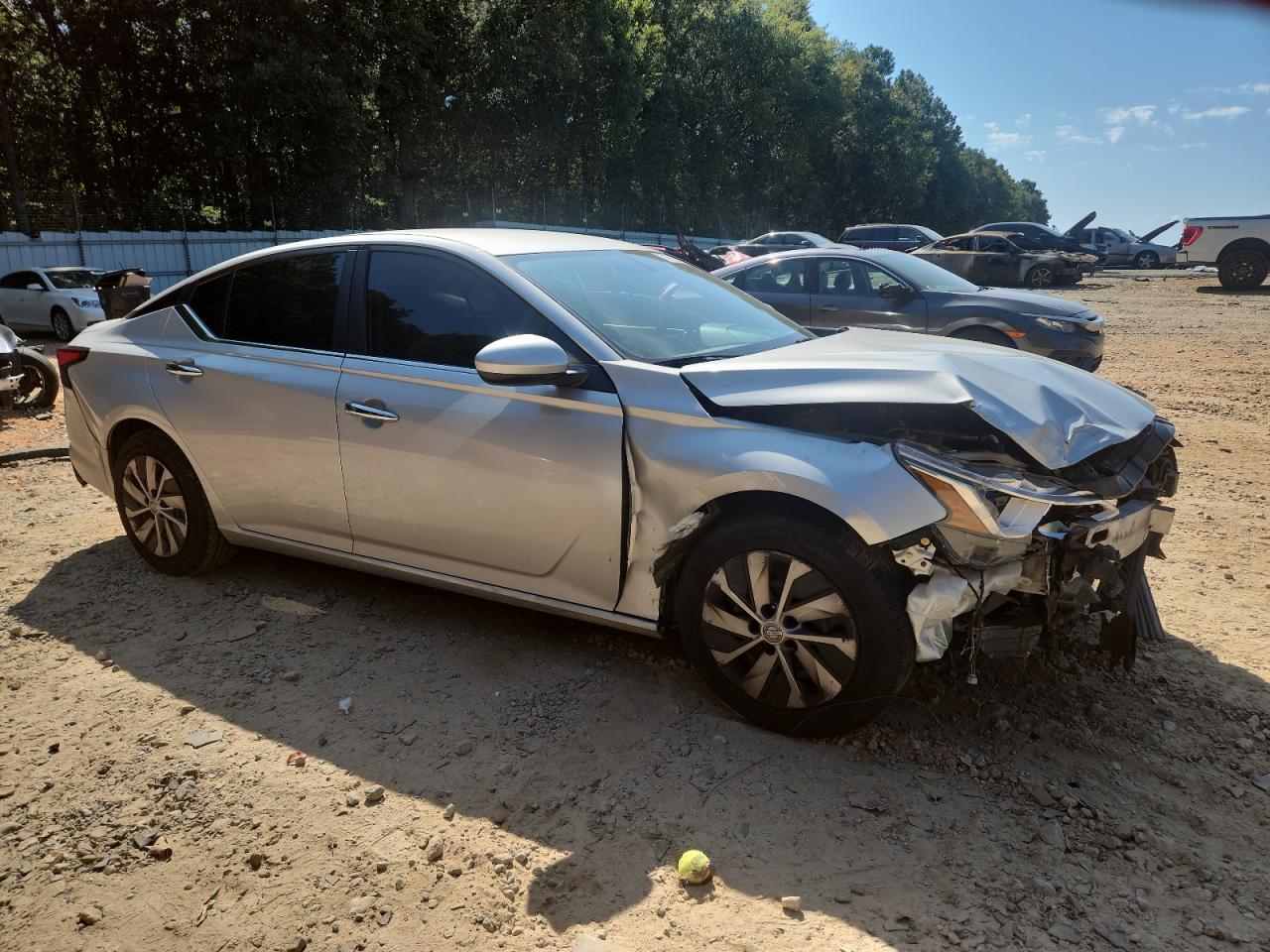 2020 Nissan Altima S - Image 4