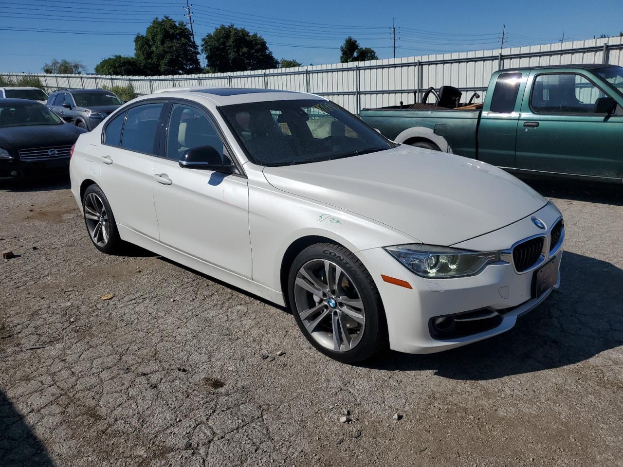 2014 BMW 335 Xi - Фото 4