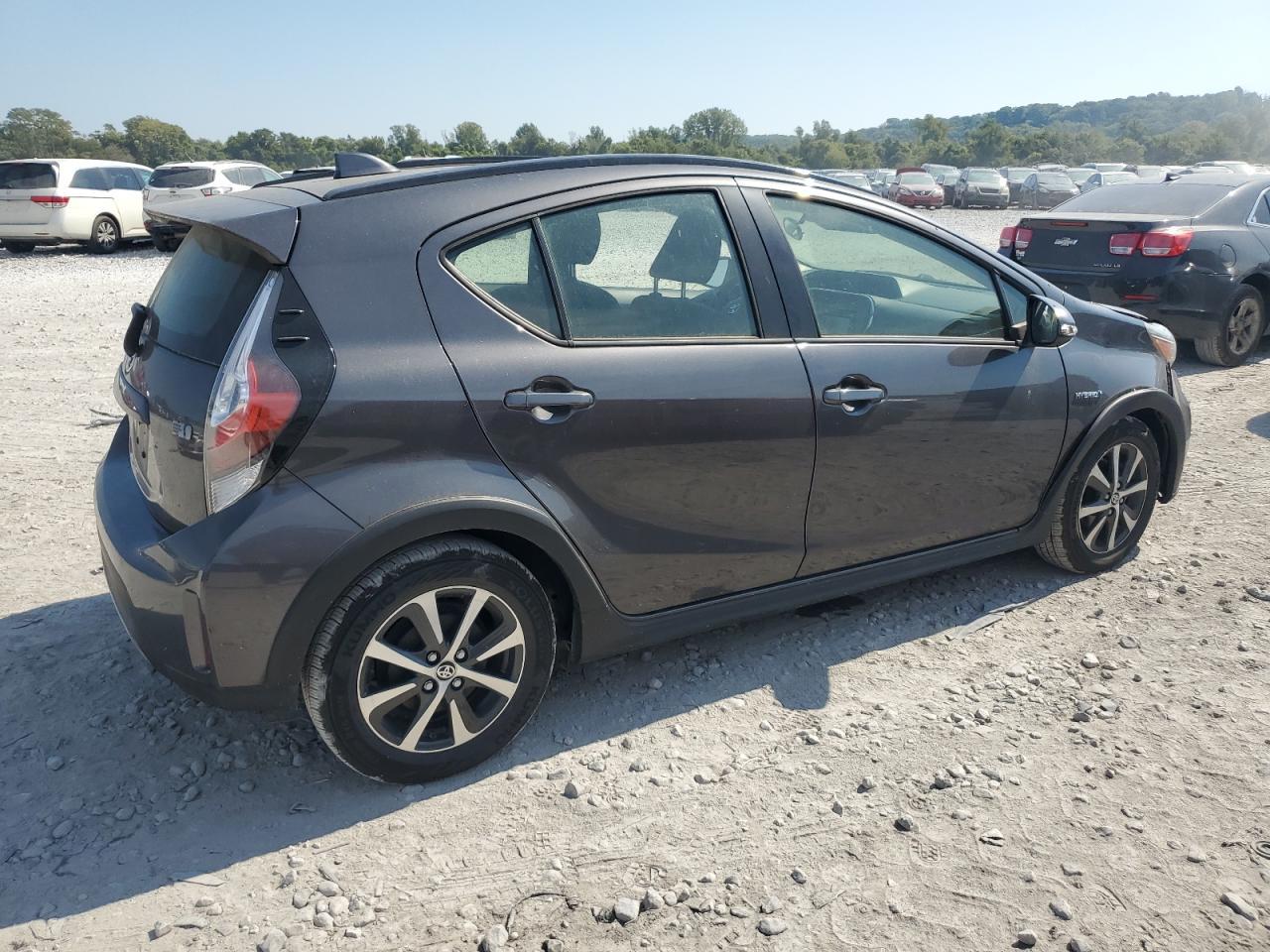 2019 Toyota Prius C - Image 3