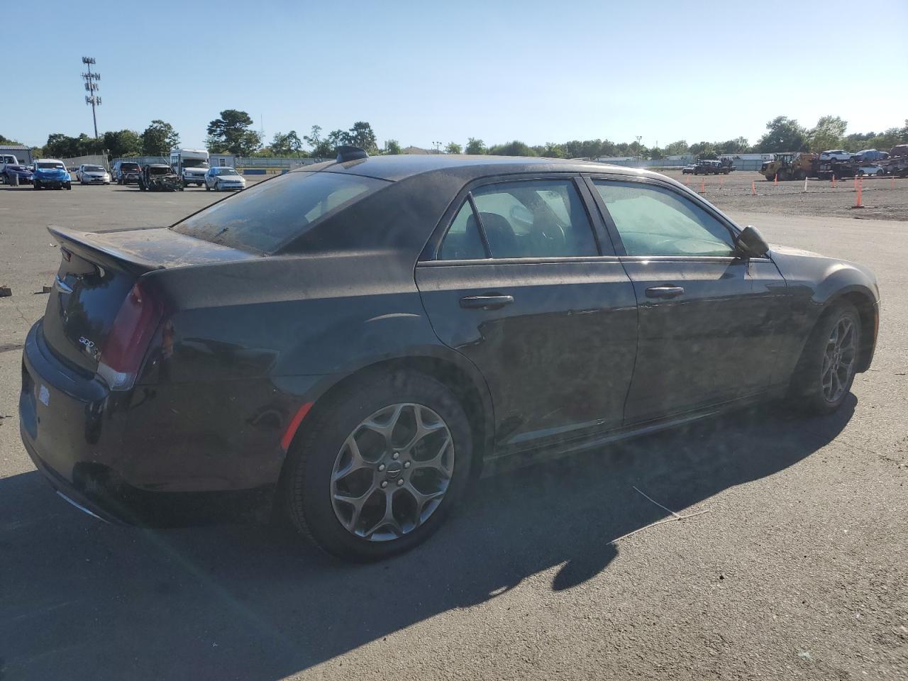 2018 Chrysler 300 S - Фото 3