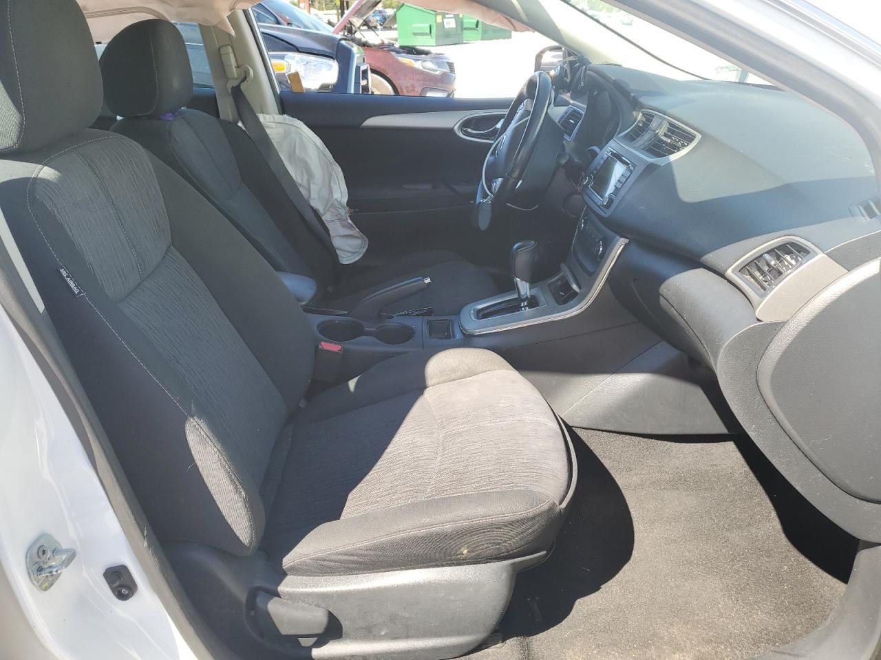 2015 Nissan Sentra S - Фото 7