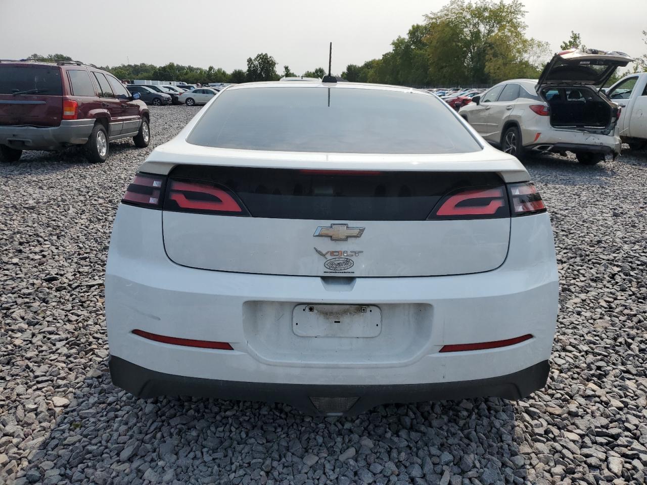 2015 Chevrolet Volt - Image 6