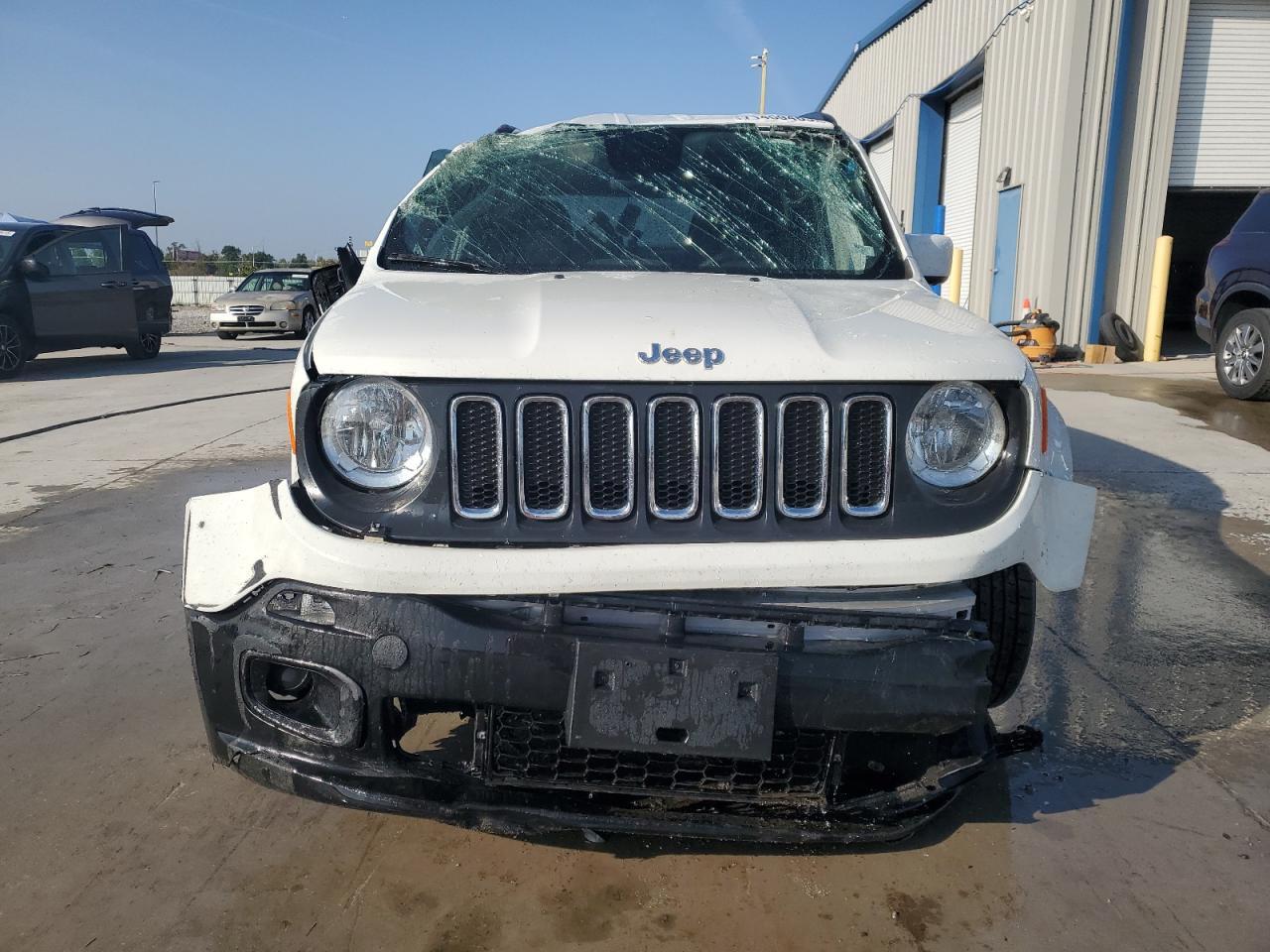 2018 Jeep Renegade Latitude - Image 5