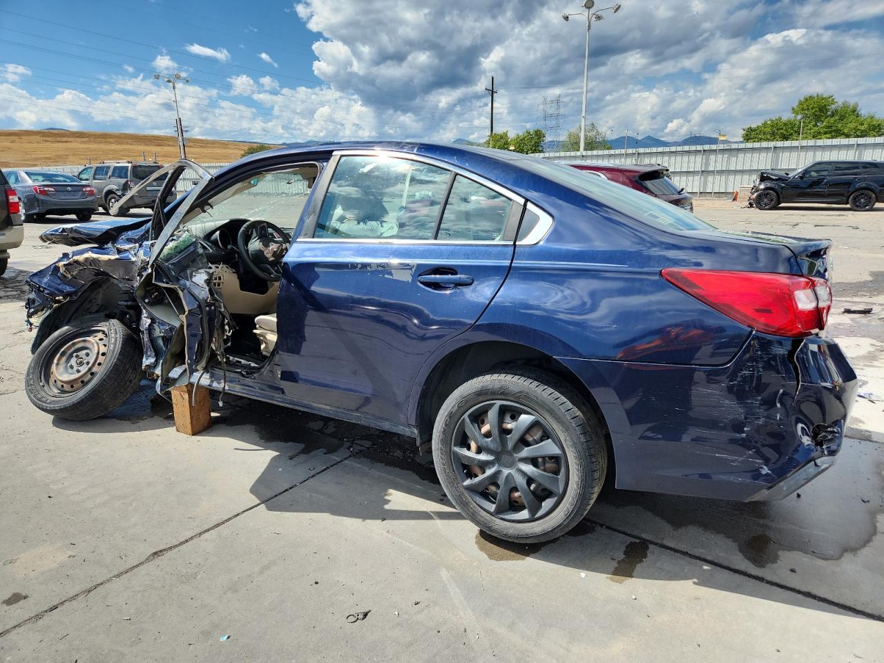 2018 Subaru Legacy 2.5I - Фото 2