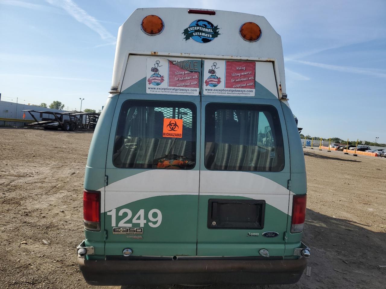 2013 Ford Econoline E350 Super Duty Van - Фото 6