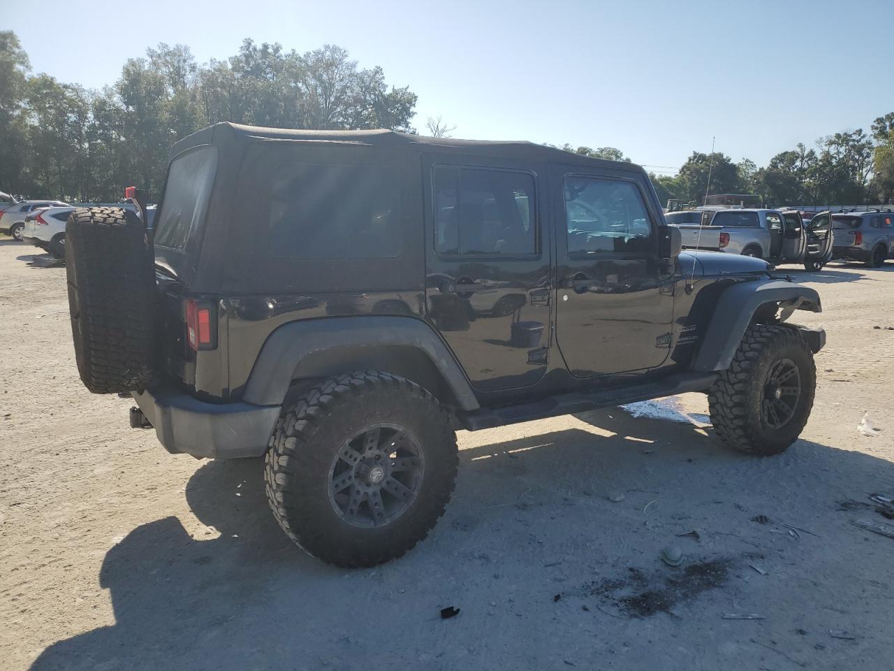 2016 Jeep Wrangler Unlimited Sport - Фото 3