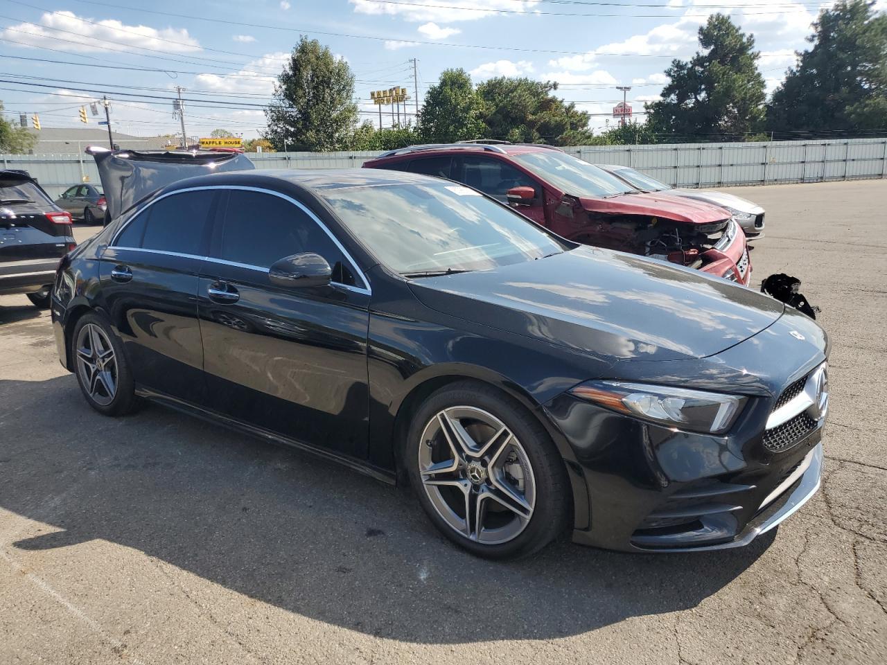 2022 Mercedes-Benz A 220 4Matic - Фото 4