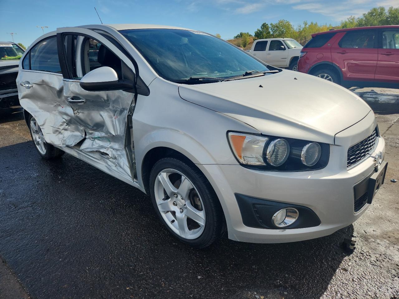 2016 Chevrolet Sonic Ltz - Image 4