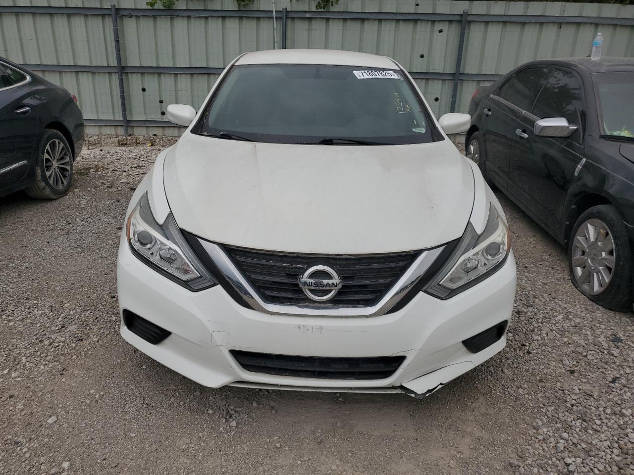 2016 Nissan Altima 2.5 - Фото 5