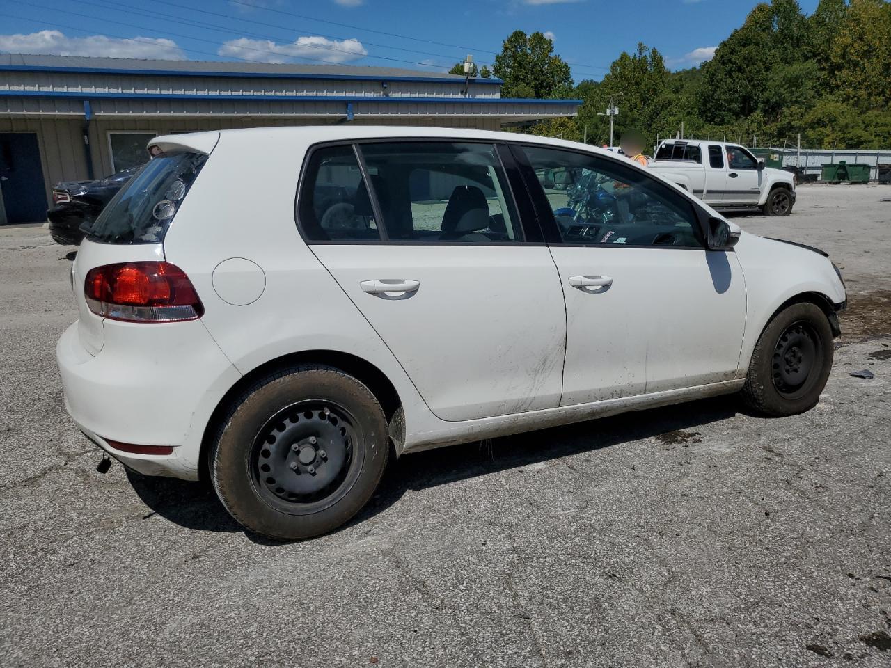 2014 Volkswagen Golf - Image 3