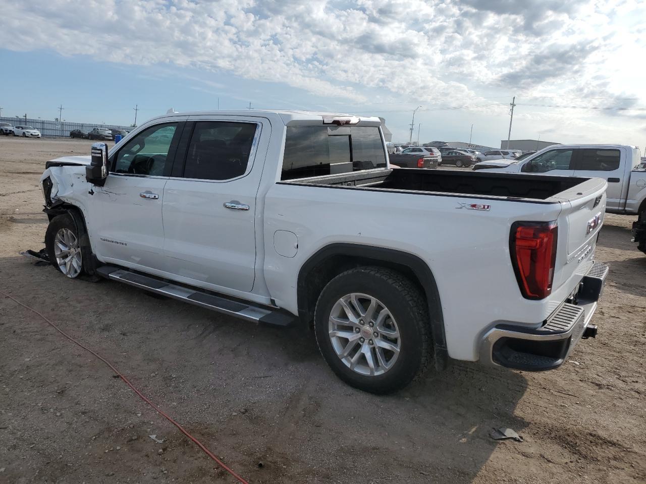 2021 GMC Sierra K1500 Slt - Фото 2
