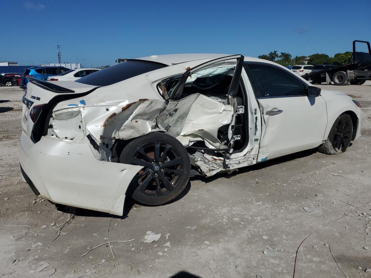 2018 Nissan Altima 2.5 - Фото 3