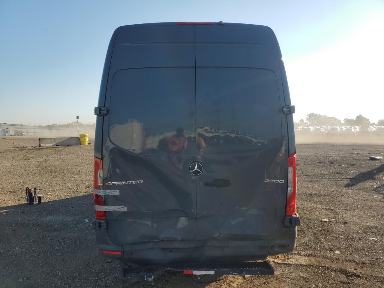 2019 Mercedes-Benz Sprinter - Фото 6