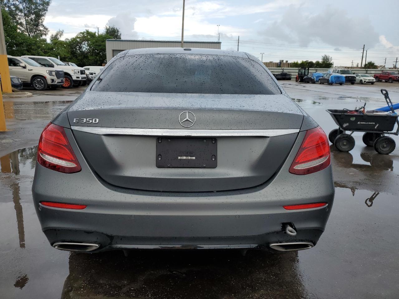 2020 Mercedes-Benz E 350 - Фото 6