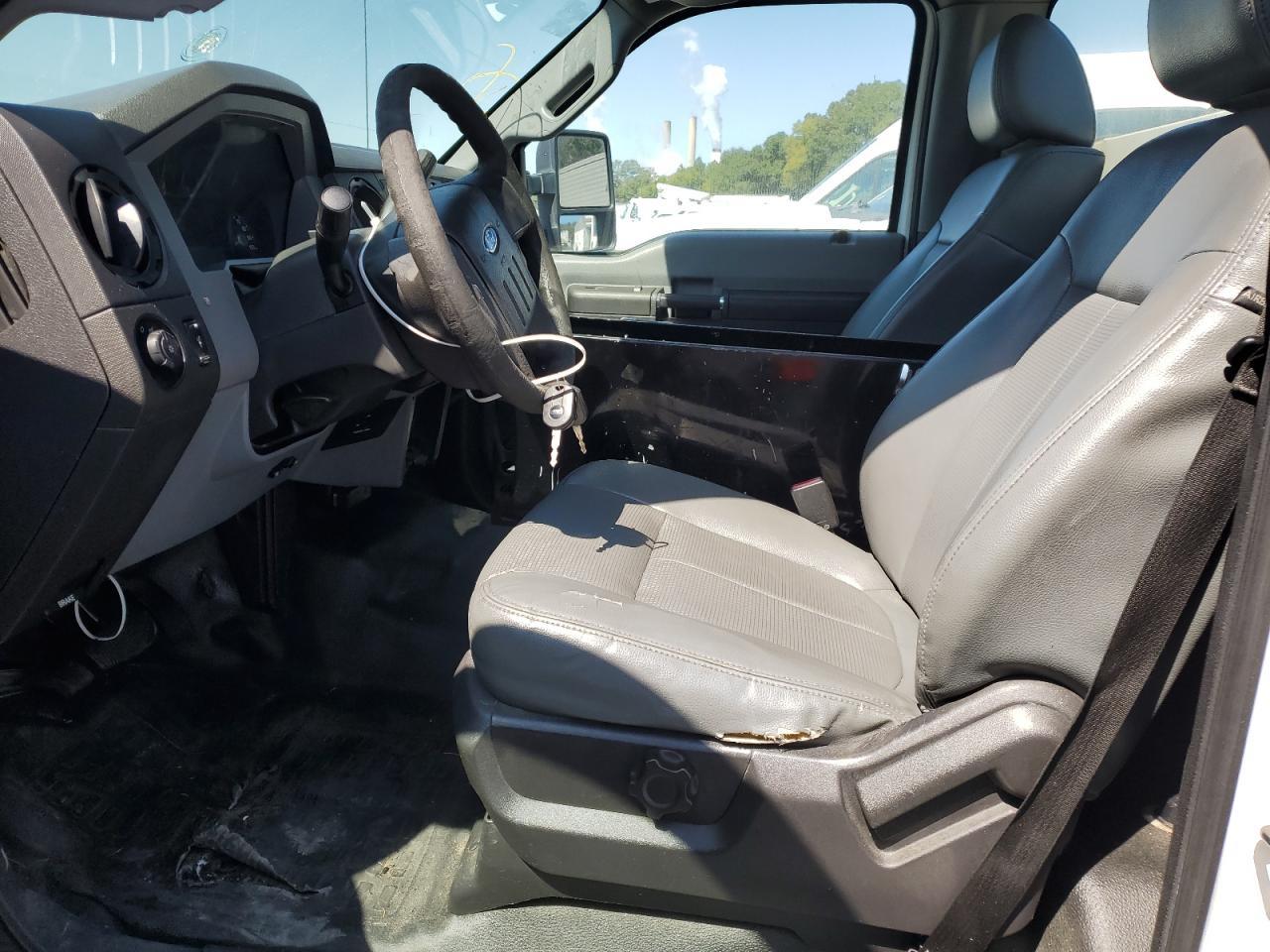 2015 Ford F250 Super Duty - Image 7