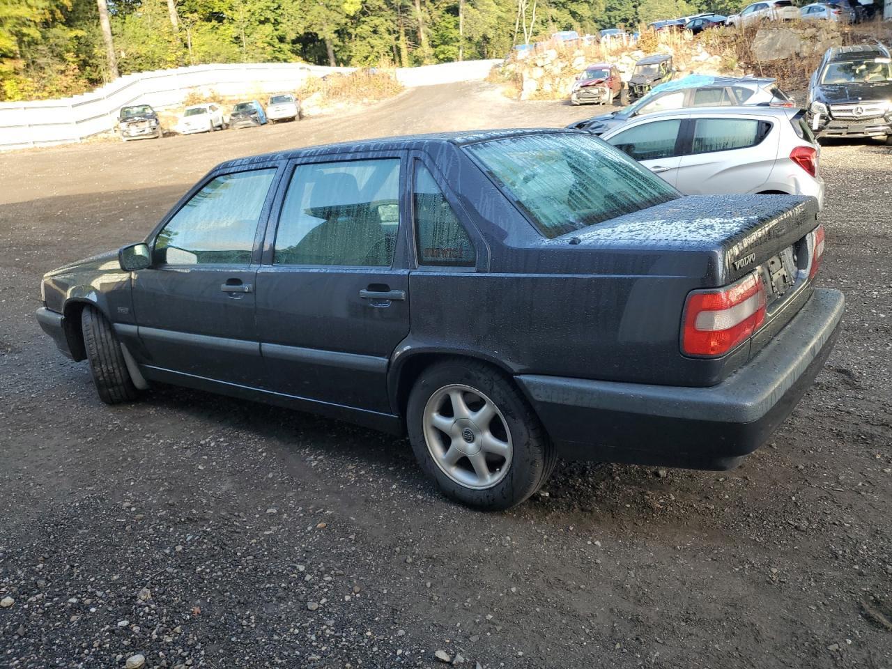 1997 Volvo 850 - Image 2