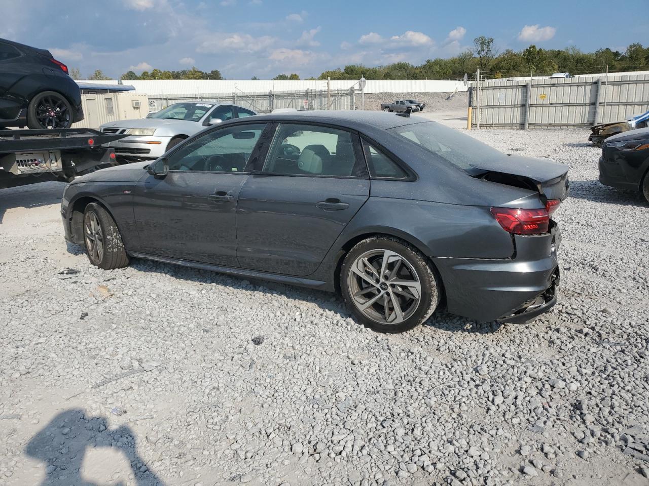 2021 Audi A4 Premium Plus 45 - Фото 2
