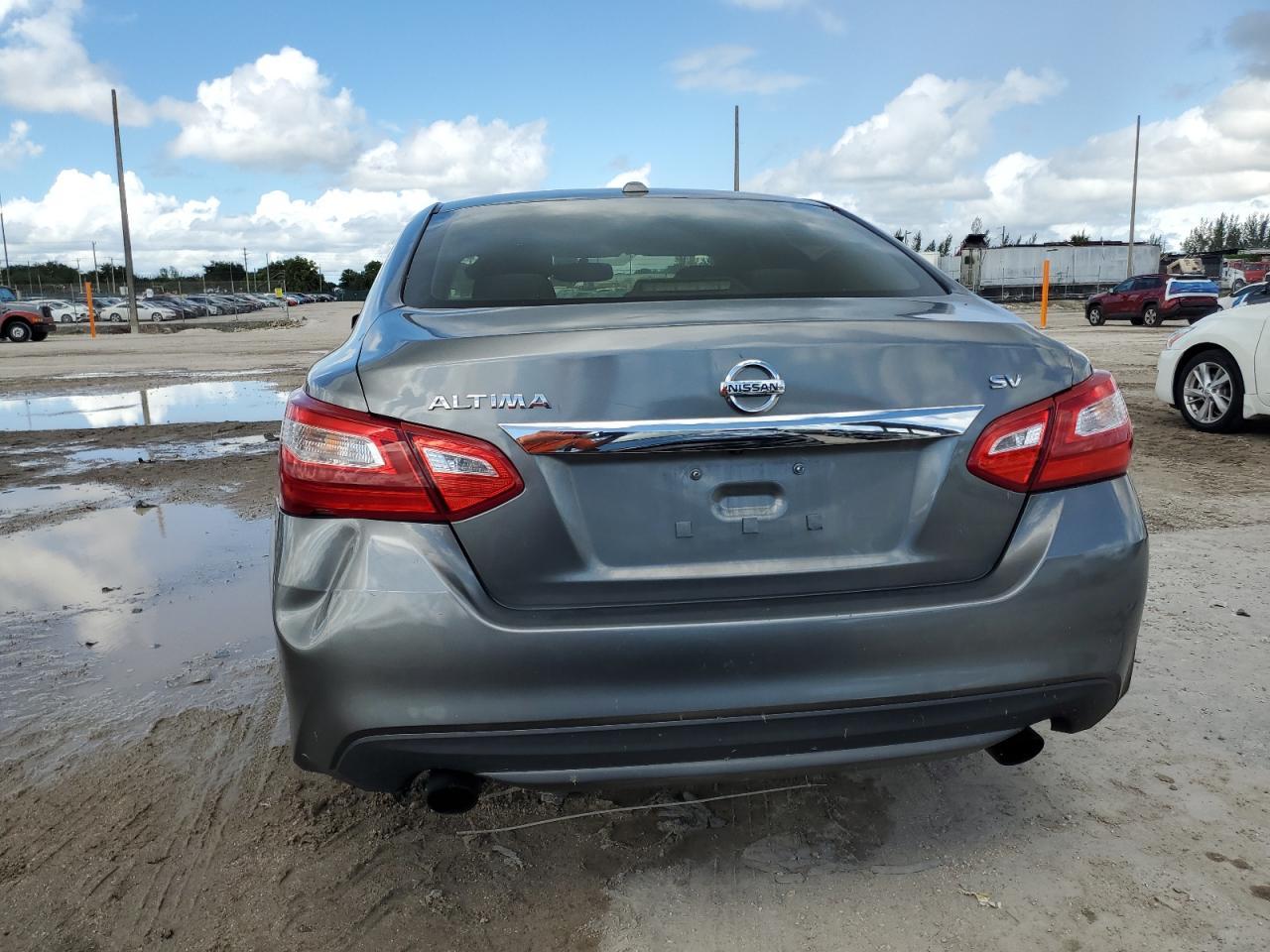 2016 Nissan Altima 2.5 - Фото 6