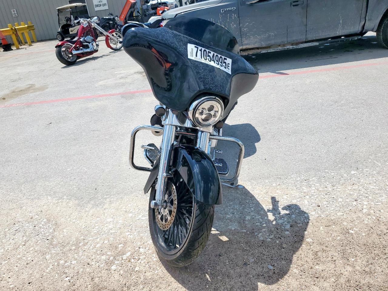 2006 Harley-Davidson Flhxi - Image 2