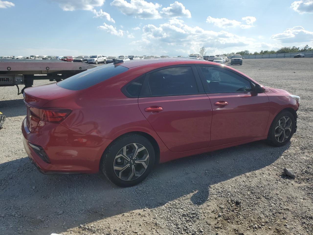 2021 Kia Forte Fe - Фото 3