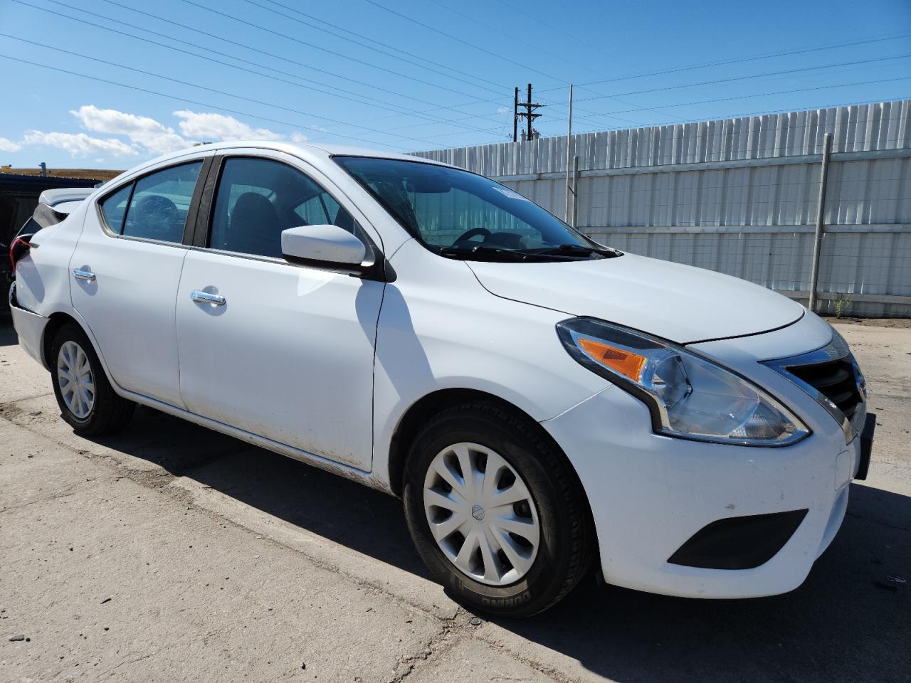 2018 Nissan Versa S - Image 4
