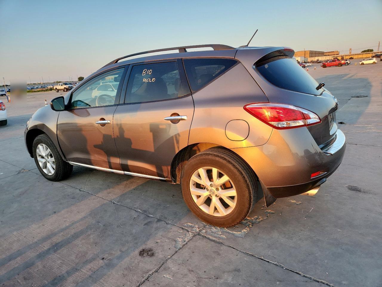2011 Nissan Murano S - Фото 2
