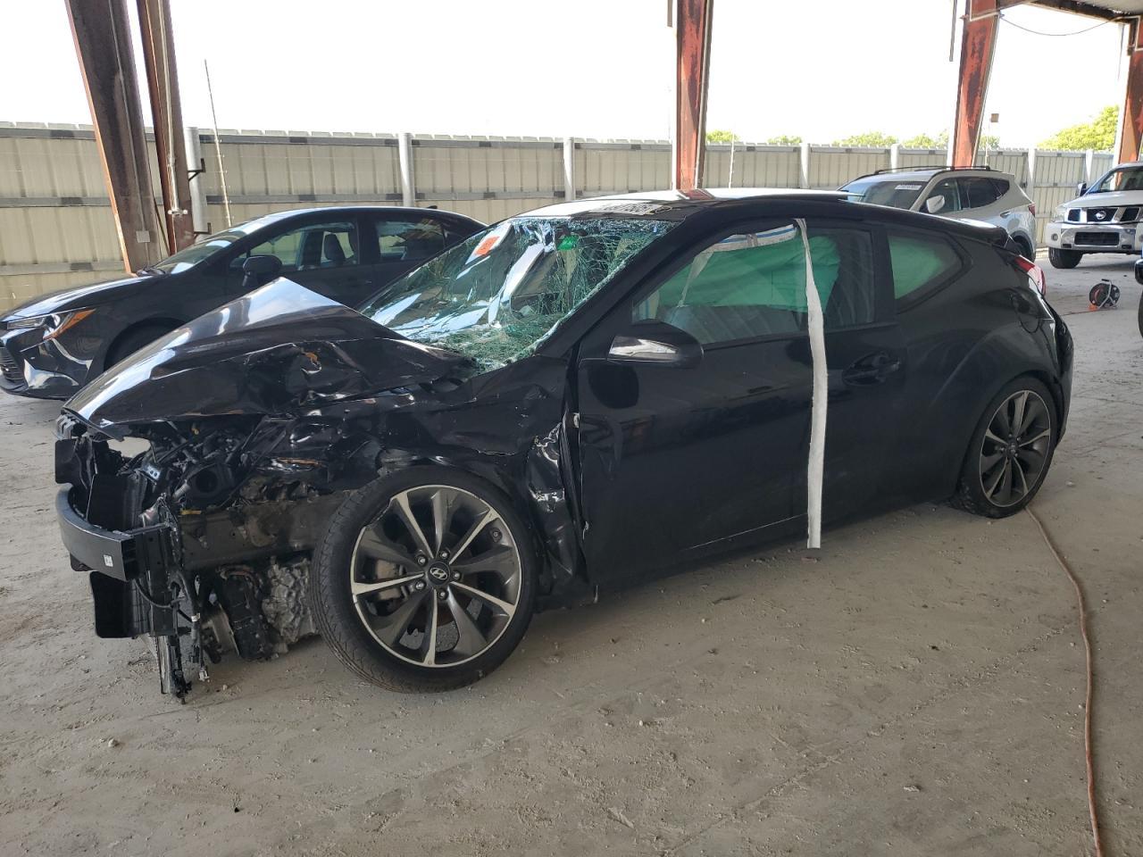 2020 Hyundai Veloster Base