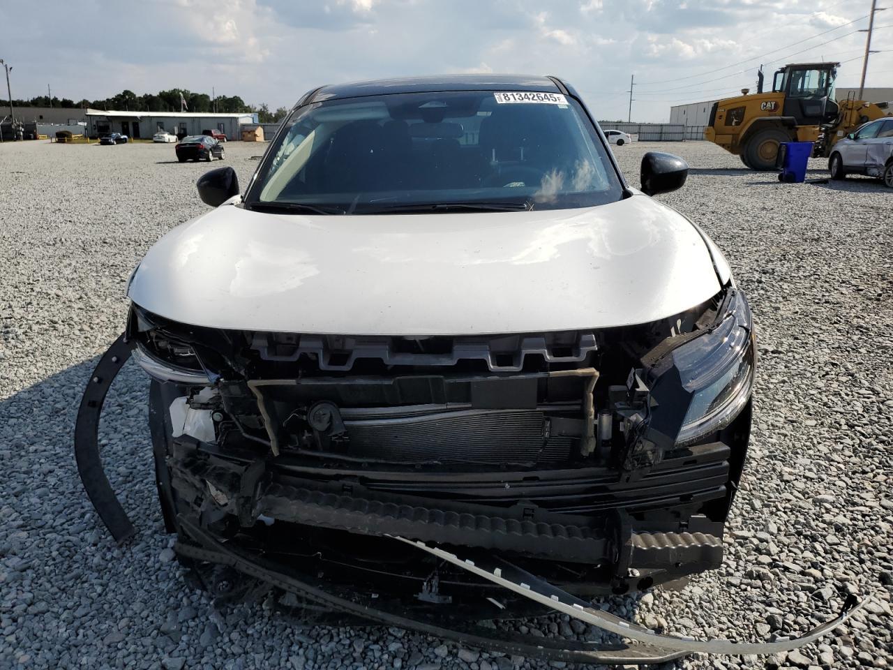 2025 Nissan Kicks Sv - Image 5