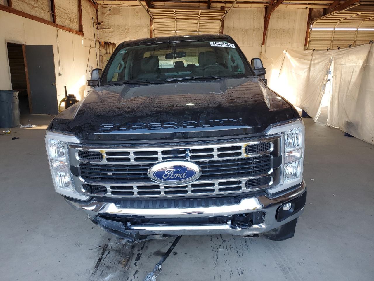 2023 Ford F250 Super Duty - Фото 5
