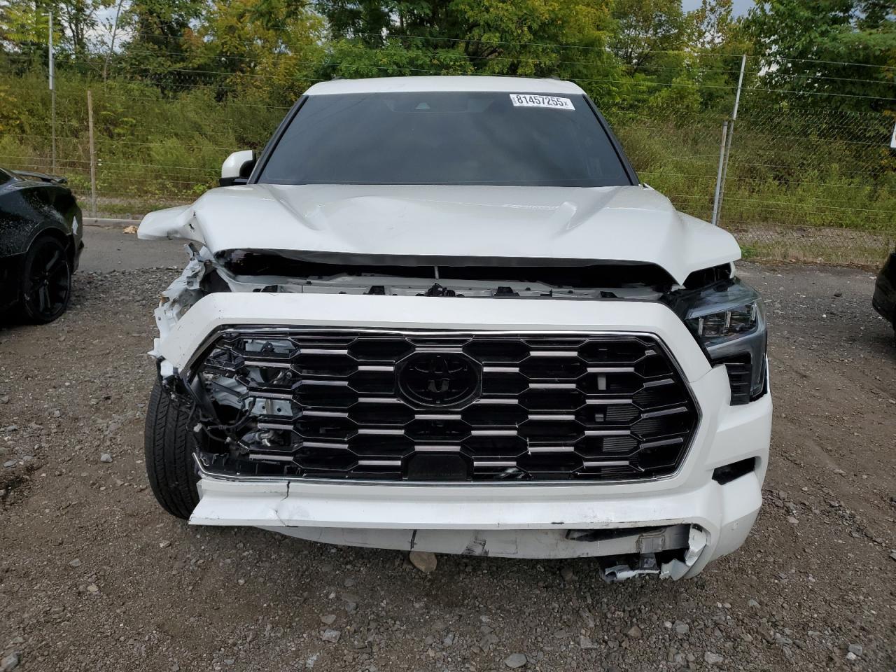 2024 Toyota Sequoia Sr5 - Фото 5