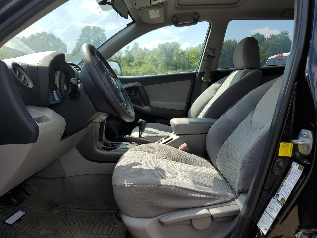 2012 Toyota Rav4 - Image 7