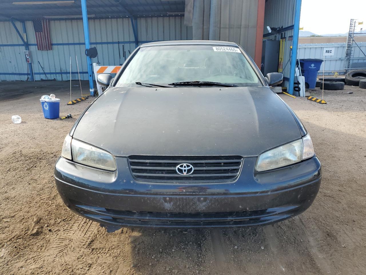 1999 Toyota Camry Ce - Image 5