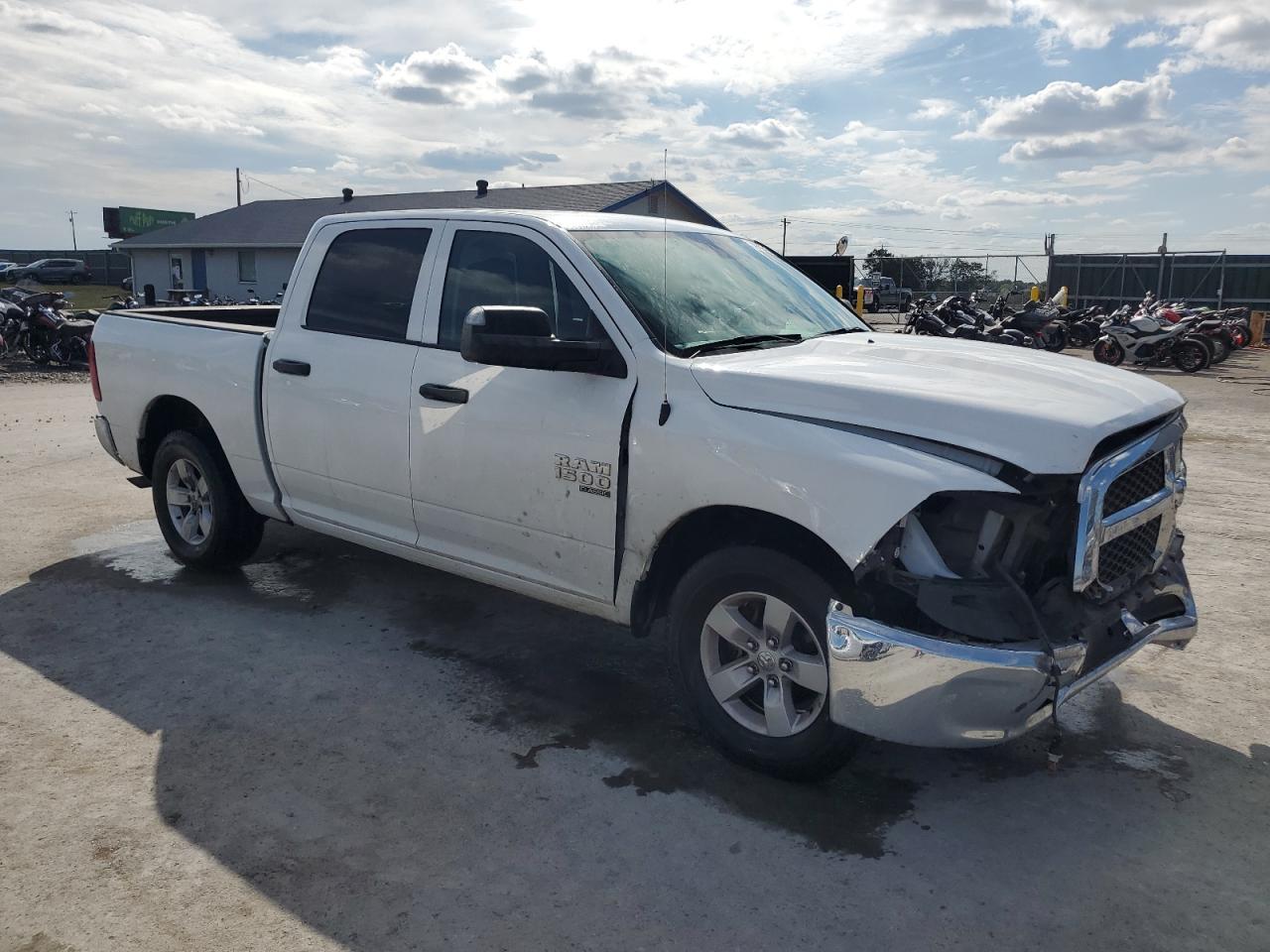 2022 Ram 1500 Classic Slt - Фото 4