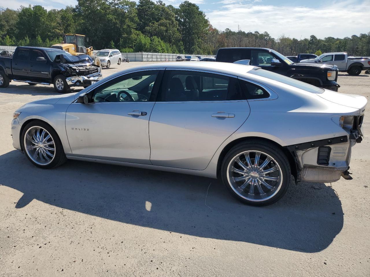 2019 Chevrolet Malibu Lt - Фото 2