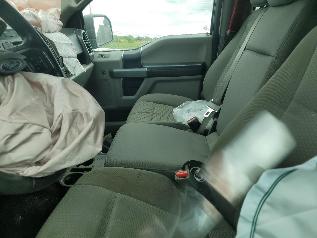 2016 Ford F150 Supercrew - Фото 7