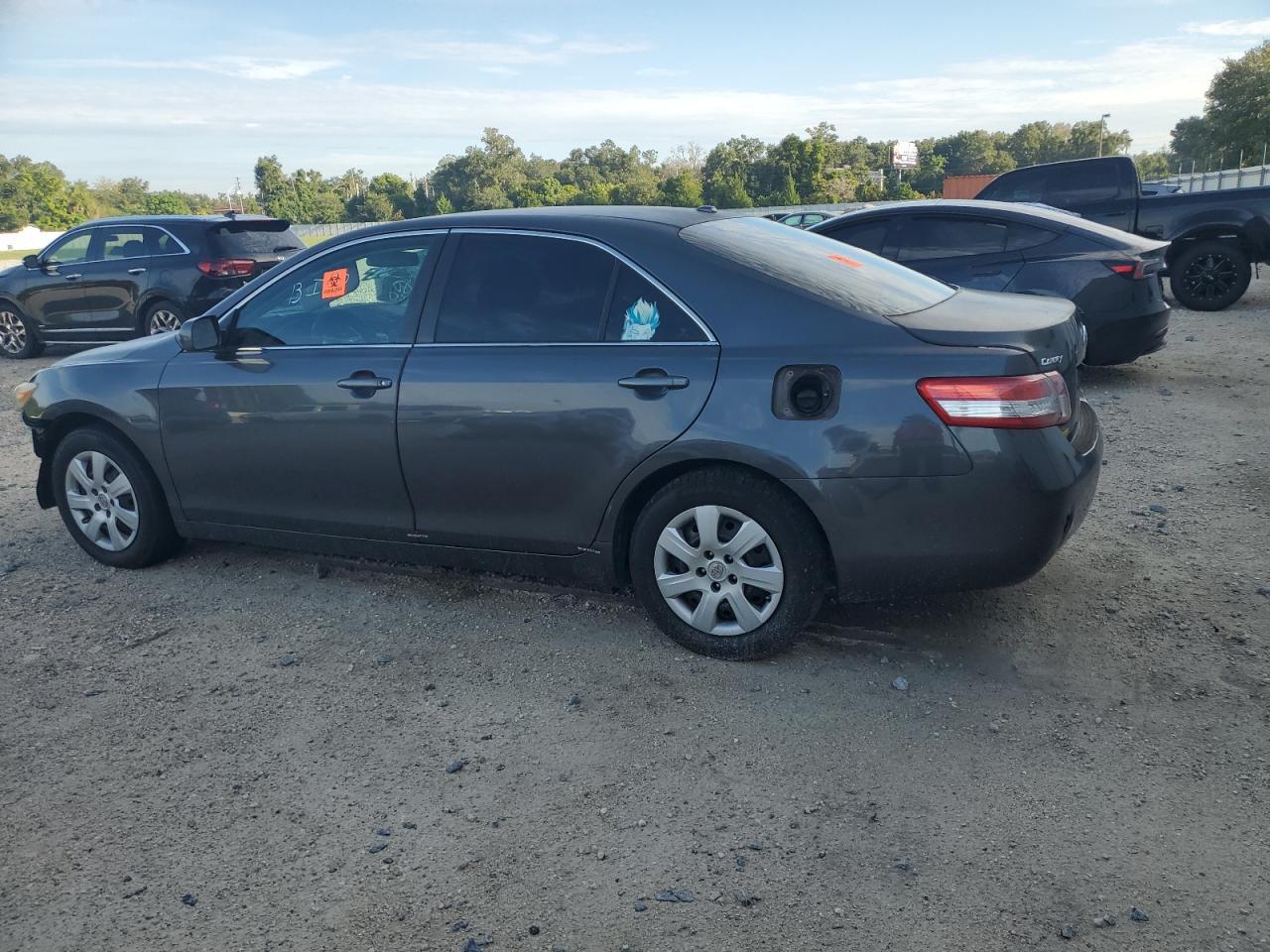 2010 Toyota Camry Le - Фото 2