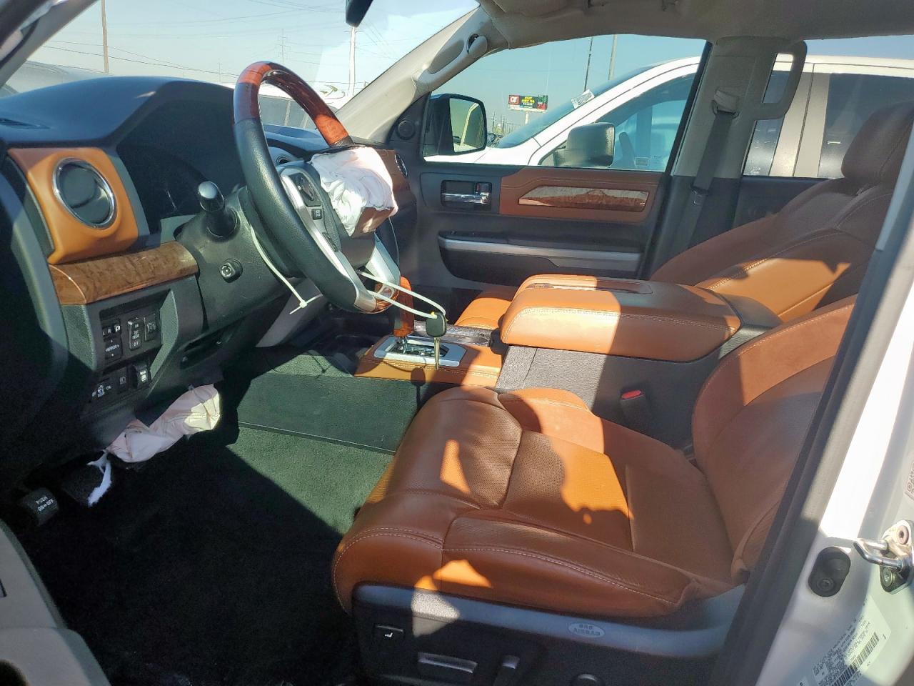 2019 Toyota Tundra Crewmax 1794 - Фото 7