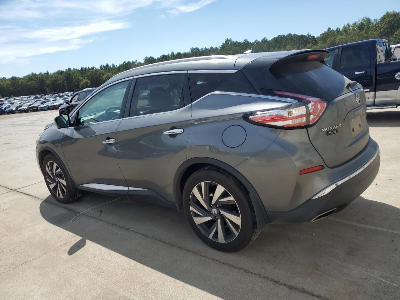 2015 Nissan Murano S - Image 2