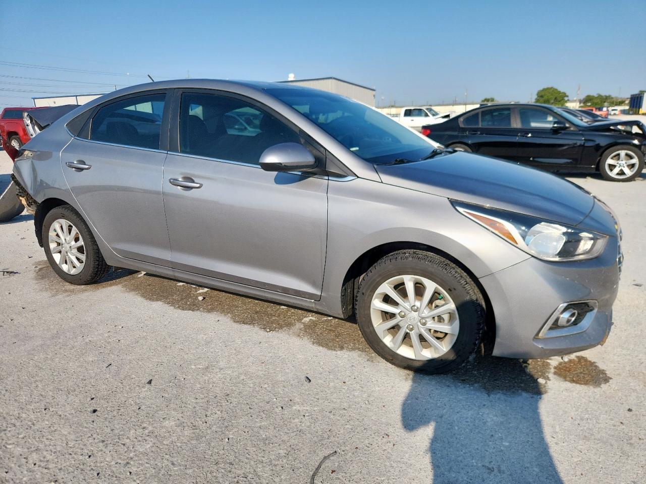 2021 Hyundai Accent Se - Фото 4