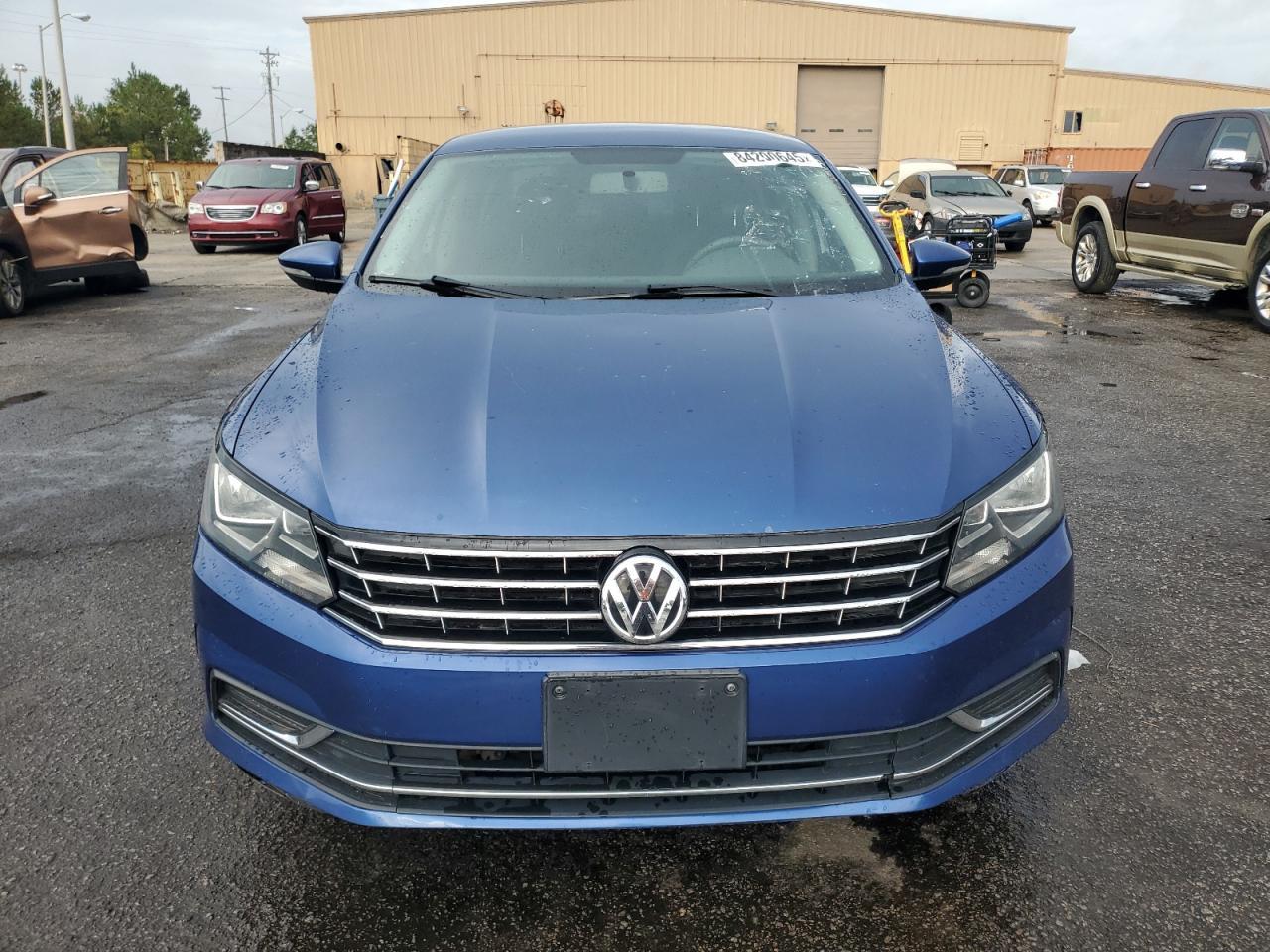 2016 Volkswagen Passat S - Фото 5